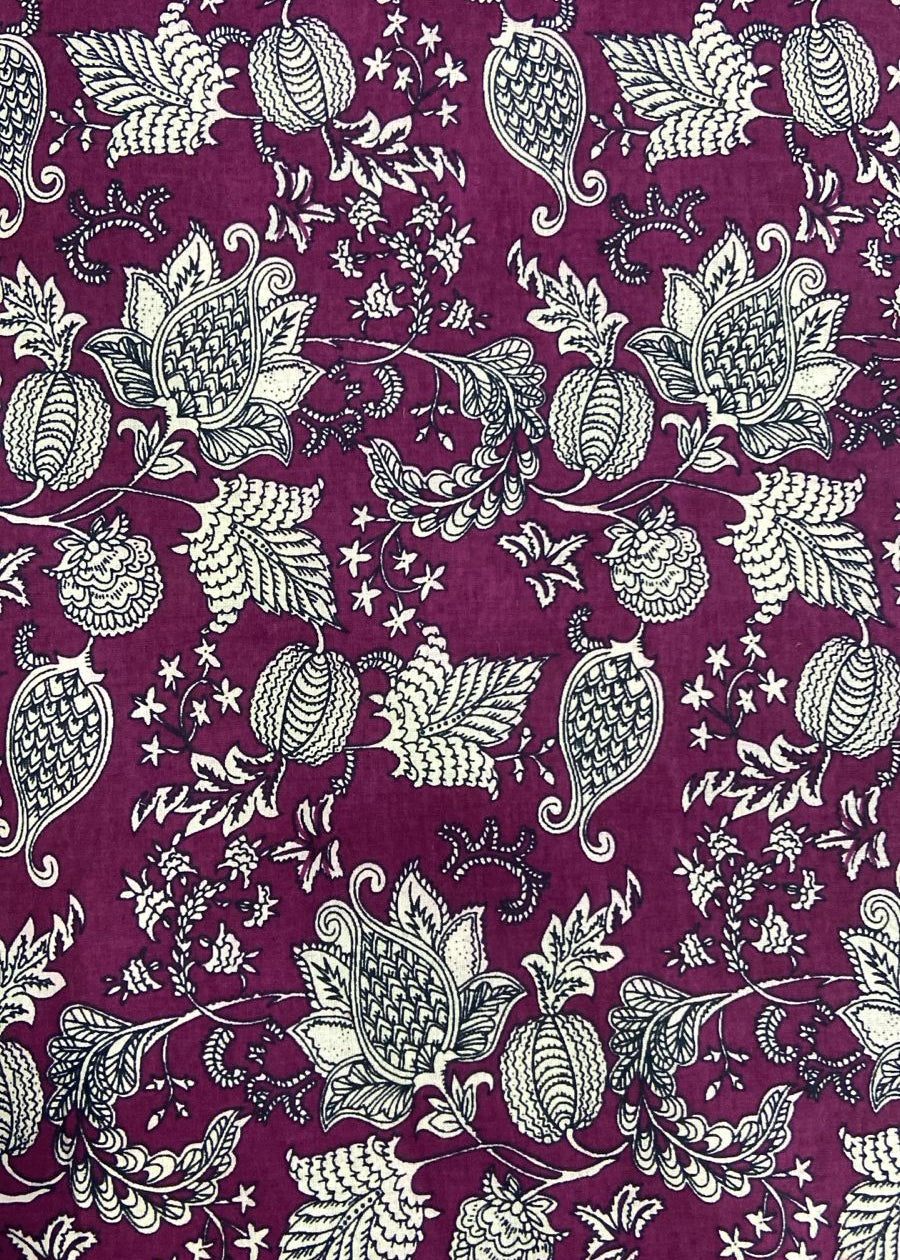Floral pattern with white flowers on a purple background